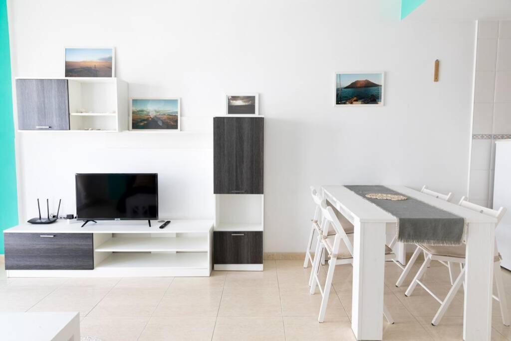 Luna De Lobos: Bright And Cozy Apartment In Bristol Corralejo Zewnętrze zdjęcie